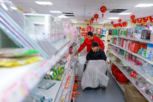 工信部：2023年中國(guó)老年用品市場(chǎng)規(guī)模達(dá)5萬(wàn)億元